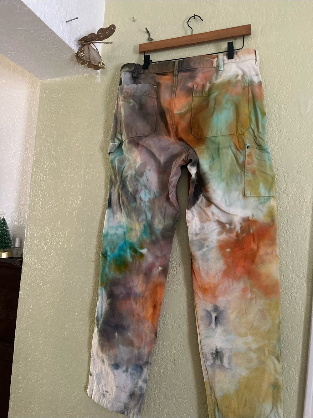 GAP Men's Tie-Dye Cargo Pants — Orange, Green, Gray - Picture 7 of 9
